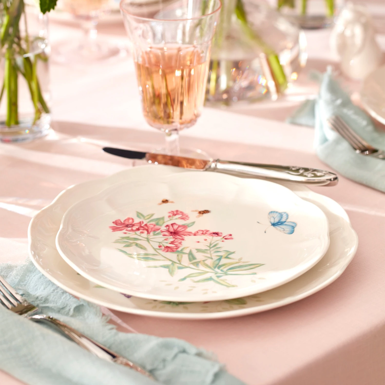 Lenox Butterfly Meadow 18-Piece Dinnerware Set 7 Lenox Butterfly Meadow 18-Piece Dinnerware Set - Image 5