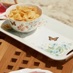 Lenox Butterfly Meadow Melamine Hors D'oeuvres Tray 16 Lenox Butterfly Meadow Melamine Hors D'oeuvres Tray -Lenox 866237 856373 855591 856372 856406 LNP S23 FEA 4