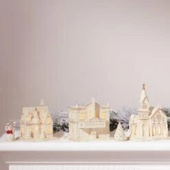 Lenox Mistletoe Park Light-Up 3-Piece Starter Set 11 Lenox Mistletoe Park Light-Up 3-Piece Starter Set -Lenox 879281 838409 879280 LHOL 19 FEA 2