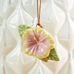 Lenox Celebrate Flowers 10-Piece Ornament Set 18 Lenox Celebrate Flowers 10-Piece Ornament Set -Lenox 882637 LNP F22 FEA 6