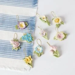 Lenox Celebrate Flowers 10-Piece Ornament Set 20 Lenox Celebrate Flowers 10-Piece Ornament Set -Lenox 882637 LNP S19 FEA 1