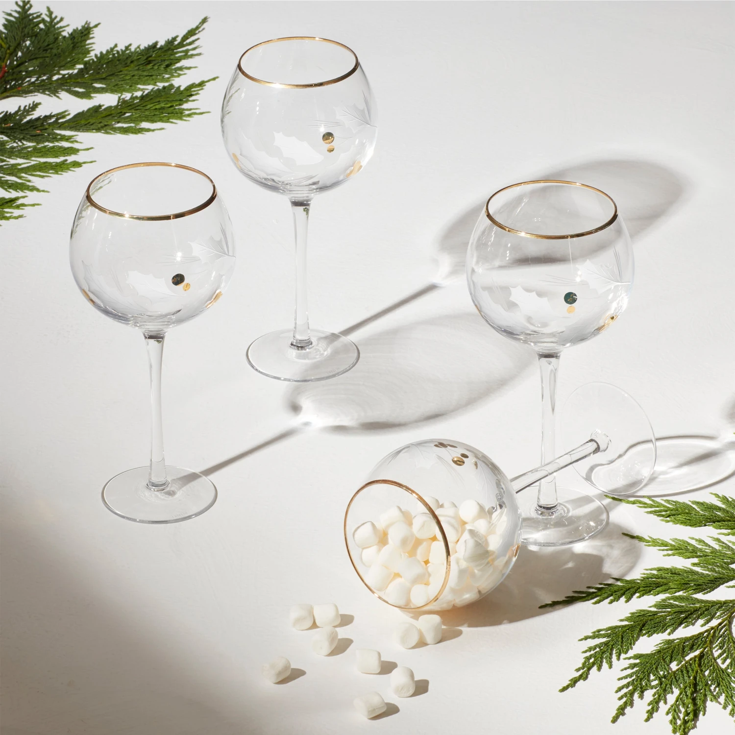 Lenox Holiday Gold 4-Piece Balloon Glass Set 4 Lenox Holiday Gold 4-Piece Balloon Glass Set - Image 2