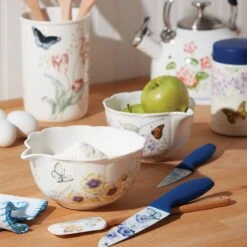 Lenox Butterfly Meadow 2-Piece Nesting Bowl Set 14 Lenox Butterfly Meadow 2-Piece Nesting Bowl Set -Lenox 888261 w3