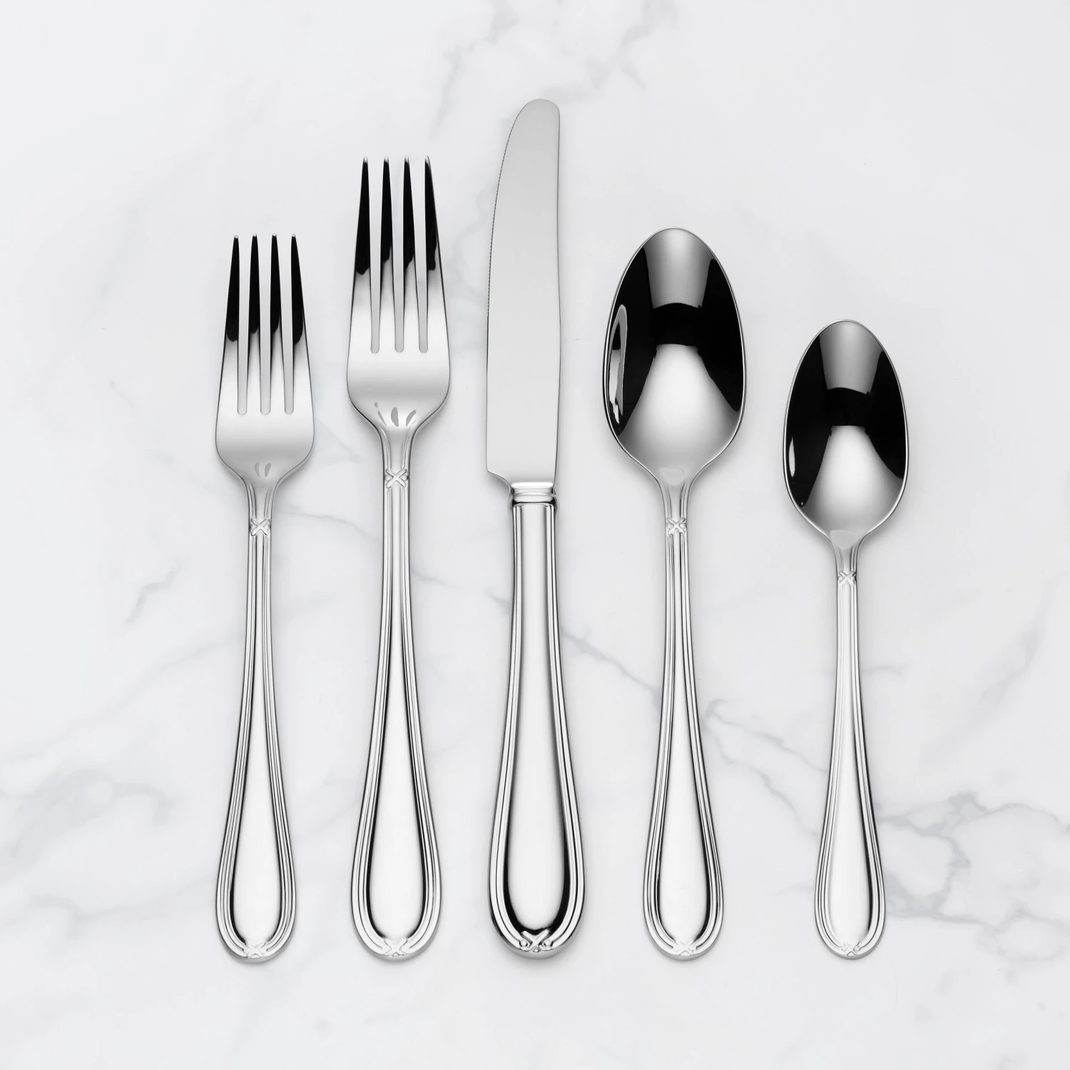 Lenox Ashbridge 80-Piece Flatware Set 3 Lenox Ashbridge 80-Piece Flatware Set