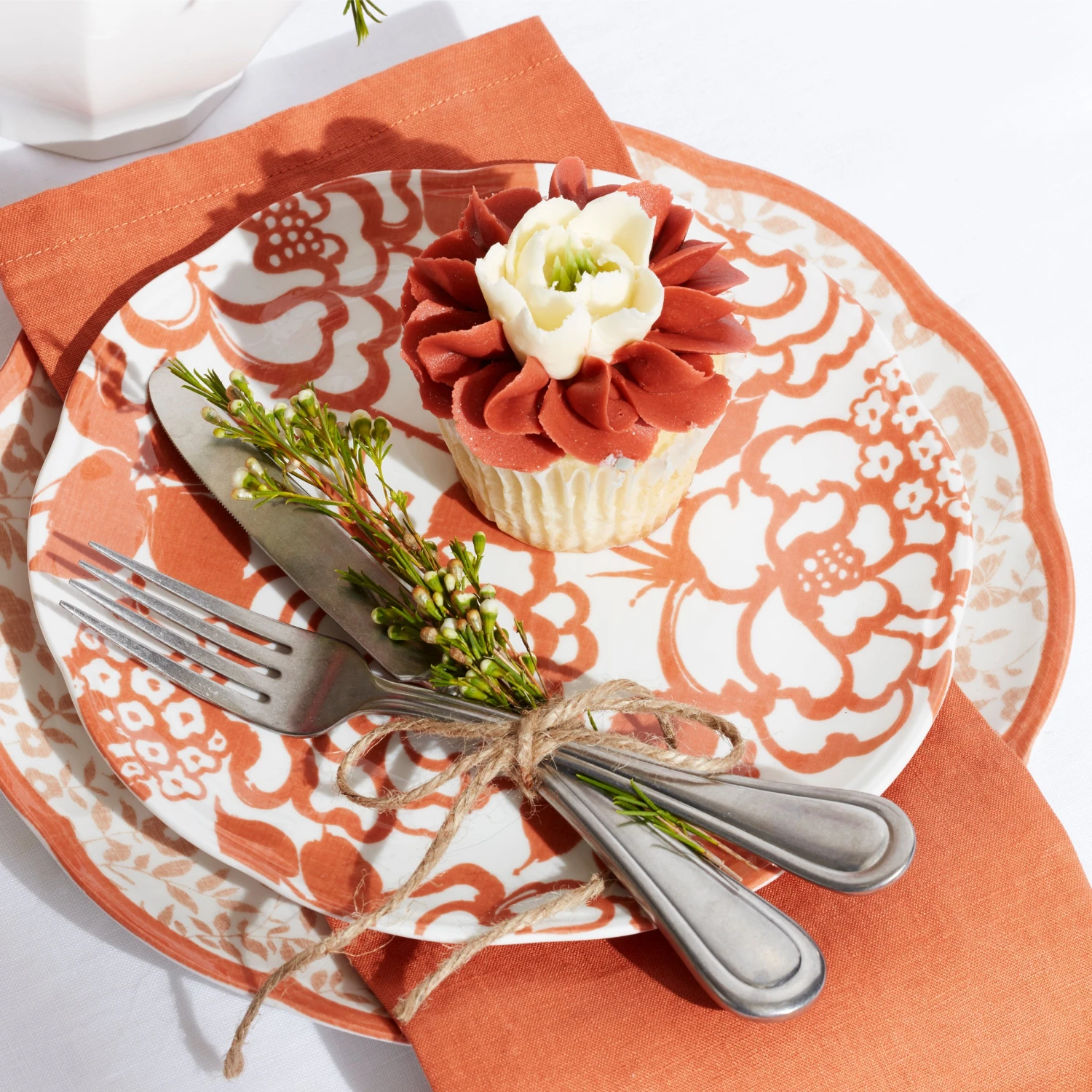 Lenox Textured Neutrals 20-Piece Flatware Set 6 Lenox Textured Neutrals 20-Piece Flatware Set - Image 4