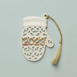 Lenox 2023 A Year To Remember Mitten Ornament