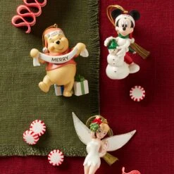 Lenox 2023 Merry Winnie The Pooh Ornament 11 Lenox 2023 Merry Winnie The Pooh Ornament -Lenox 894426 894473 894444 LHOL 23 FEA 1