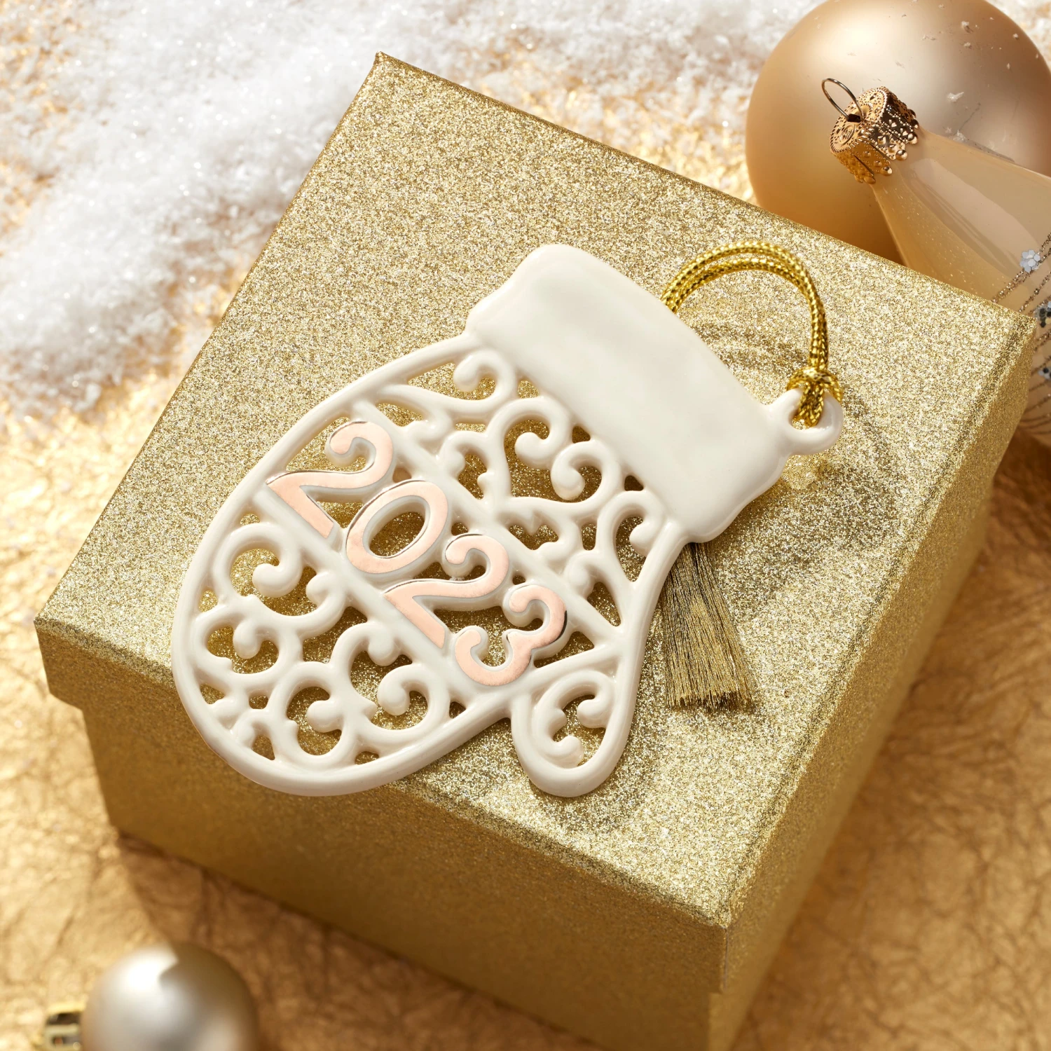 Lenox 2023 A Year To Remember Mitten Ornament 4 Lenox 2023 A Year To Remember Mitten Ornament - Image 2