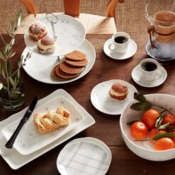 Lenox Oyster Bay 2-Piece Nesting Serving Bowls 9 Lenox Oyster Bay 2-Piece Nesting Serving Bowls -Lenox 894678 894677 894679 894095 LNP F22 FEA 1 9a96e0e7 ea90 46fe ab2f 2e85516b20d6