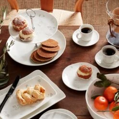 Lenox Oyster Bay 2-Tiered Server 10 Lenox Oyster Bay 2-Tiered Server -Lenox 894679 LNP F22 FEA 1