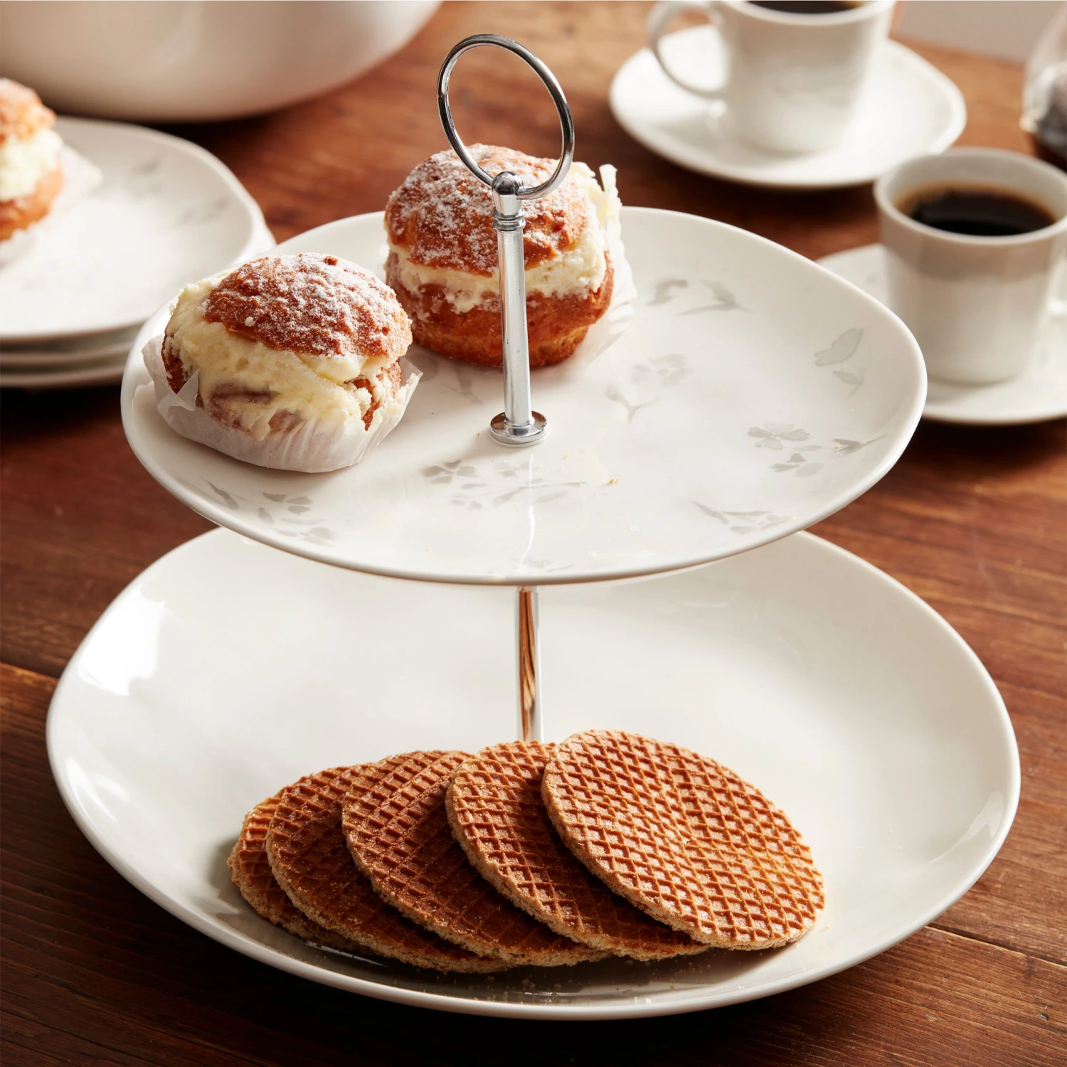 Lenox Oyster Bay 2-Tiered Server 5 Lenox Oyster Bay 2-Tiered Server - Image 3