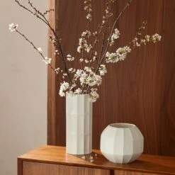 Lenox Facets Rose Bowl Vase 14 Lenox Facets Rose Bowl Vase -Lenox 894793 894529 LNP F22 FEA 1