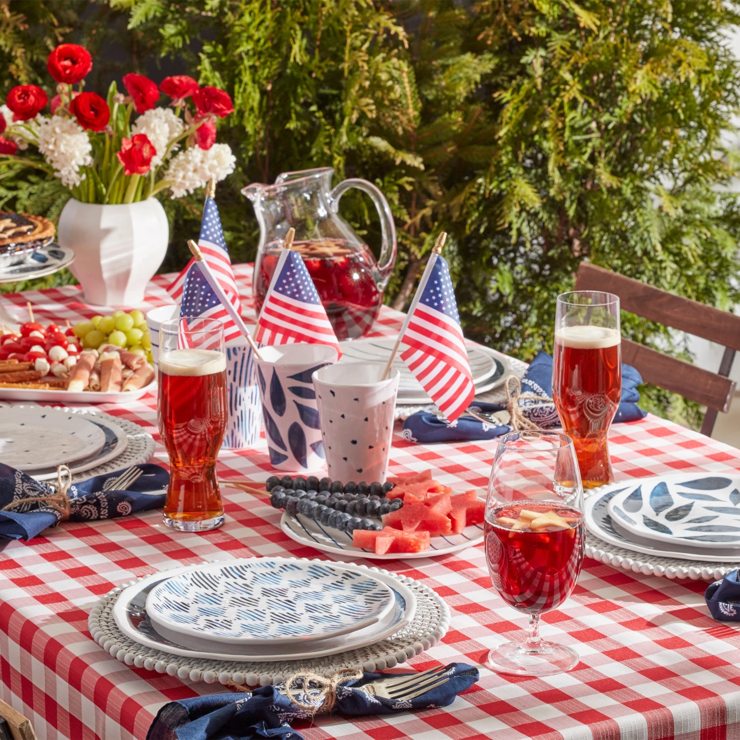 Lenox Blue Bay Melamine 16-Piece Dinnerware Set 7 Lenox Blue Bay Melamine 16-Piece Dinnerware Set - Image 5