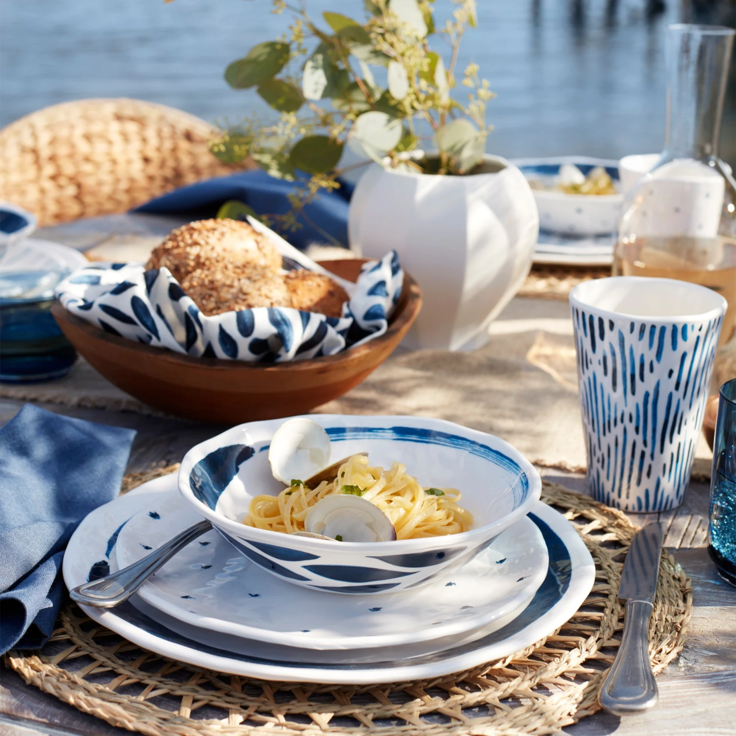 Lenox Blue Bay Melamine 16-Piece Dinnerware Set 8 Lenox Blue Bay Melamine 16-Piece Dinnerware Set - Image 6