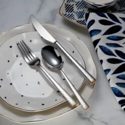 Lenox Blue Bay Flatware 20-Piece Set 8 Lenox Blue Bay Flatware 20-Piece Set -Lenox 895539 LNP F23 FEA 2