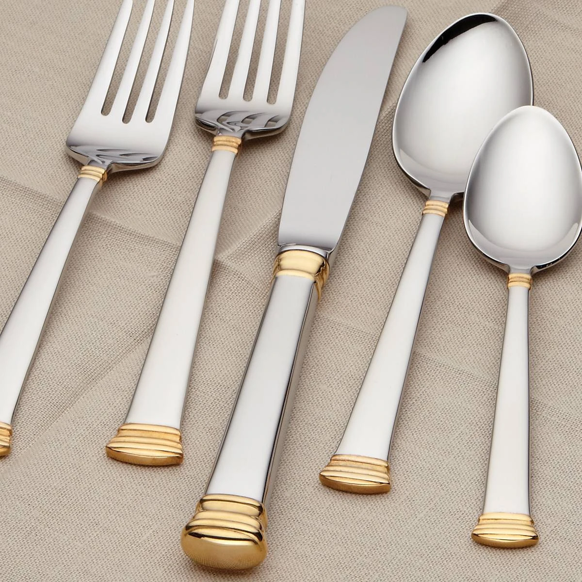 Lenox Eternal Gold 5-Piece Place Setting 5 Lenox Eternal Gold 5-Piece Place Setting - Image 3
