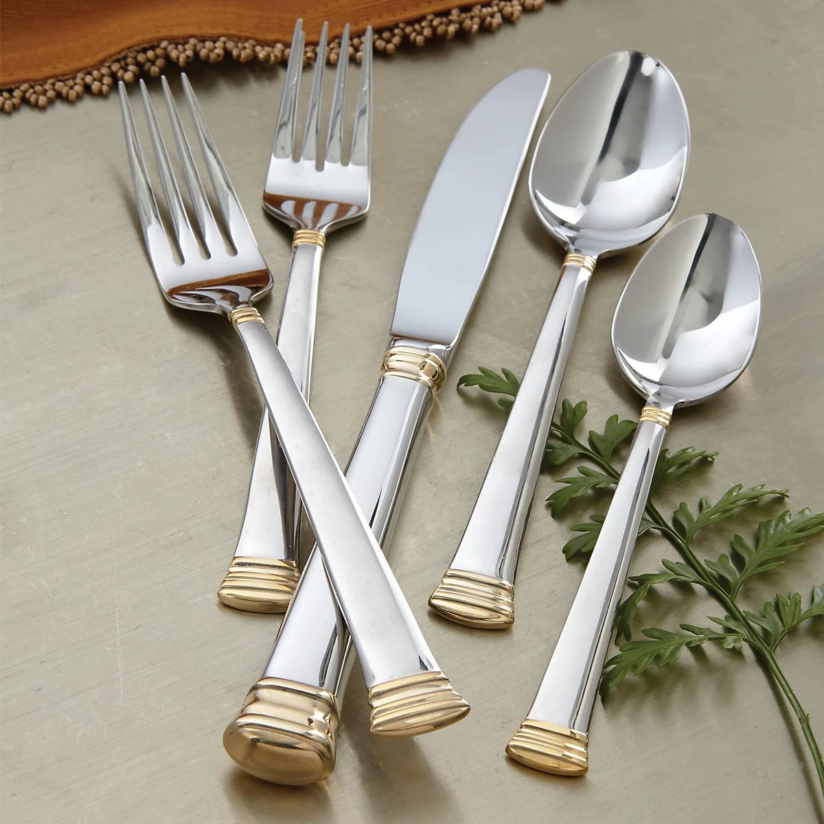 Lenox Eternal Gold 5-Piece Place Setting 6 Lenox Eternal Gold 5-Piece Place Setting - Image 4